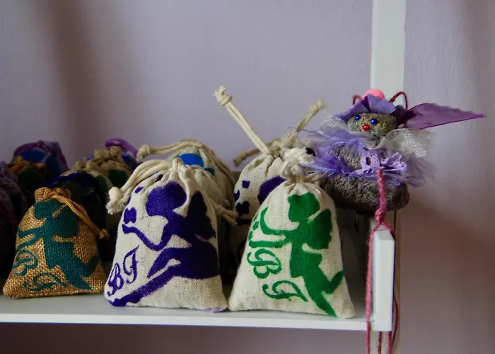 Backpackers Fairytale * Split